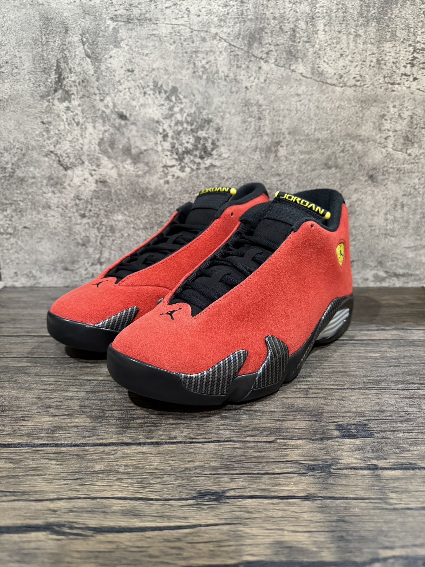 Jordan 14 Retro Ferrari Size 9.5 Mens Nike Air