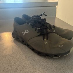 On Cloud X Running Shoes - Men’s 11