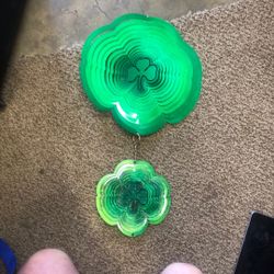 Yard Spinner-2 Green With Shamrock Design
