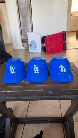 baseball team hats
