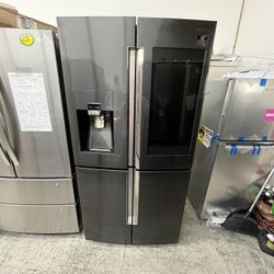 SAMSUNG FAMILY HUB REFRIGERATOR BLACK STAINLESS STEEL COUNTER DEPTH WITH SMART TOUCH SCREEN AND WATER / ICE DISPENSER