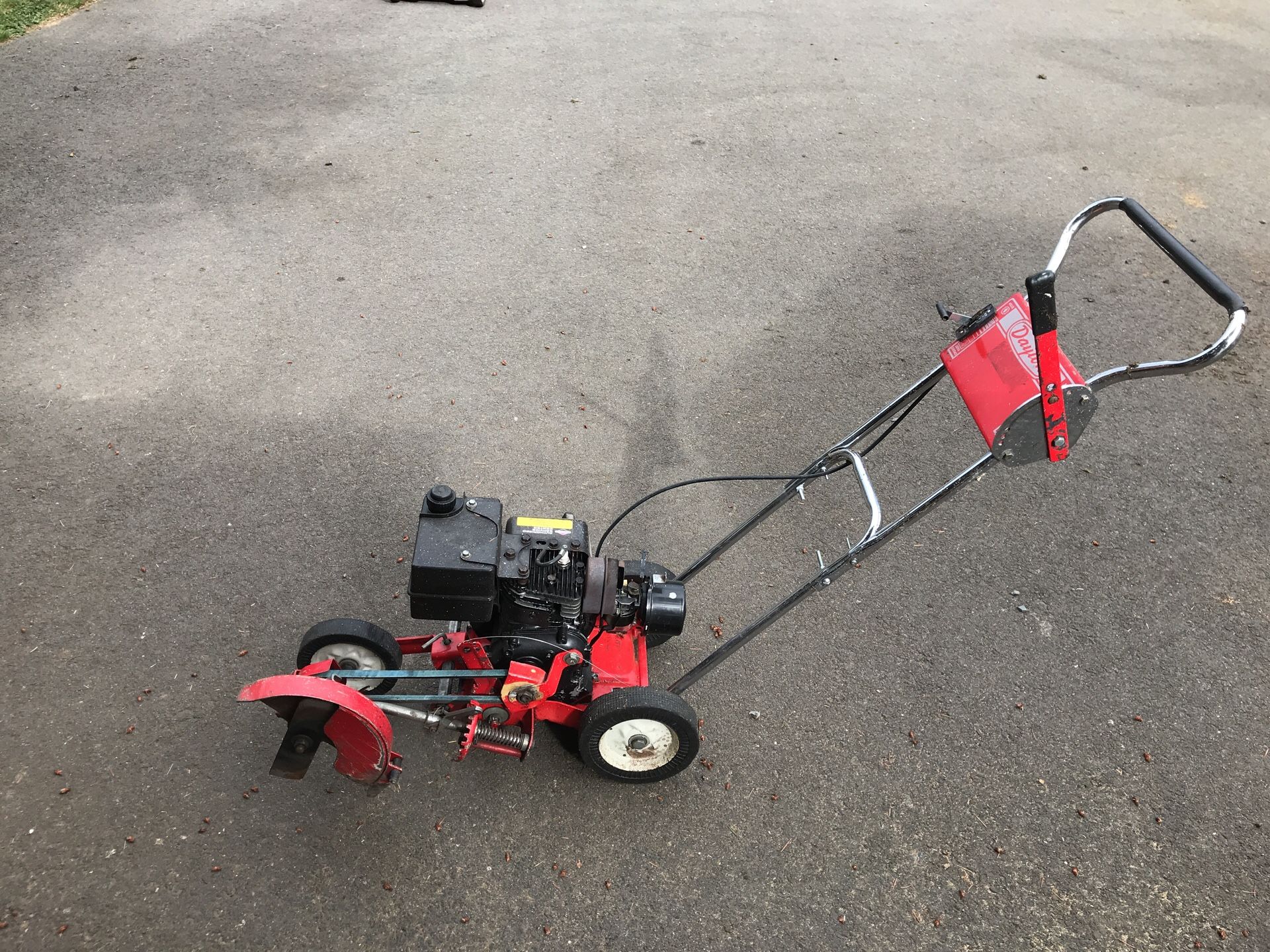 Dayton lawn edger FOR PARTS! for Sale in Snohomish, WA OfferUp
