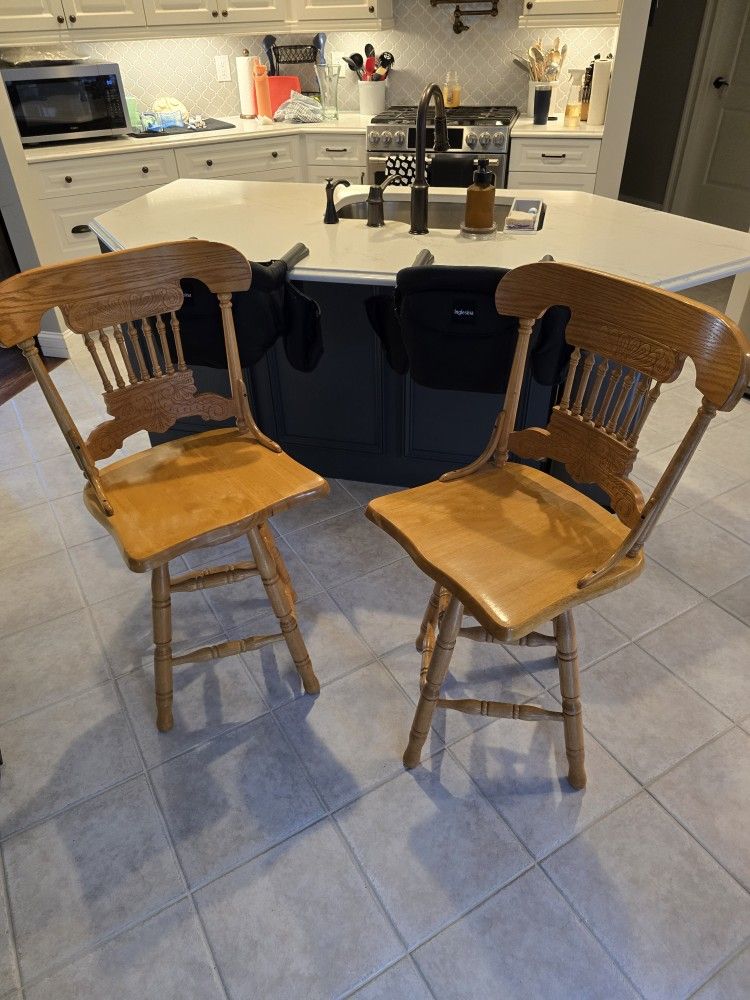 Wood Swivel Stools