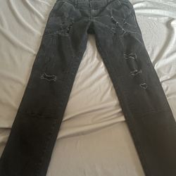 Size 34 Ripped Jeans