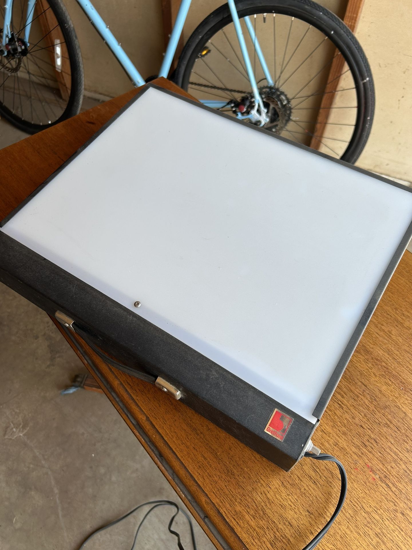 Bretford Light Table