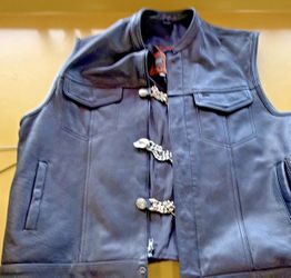 First Classics Black leather 3XL motorcycle vest  with concealed carry