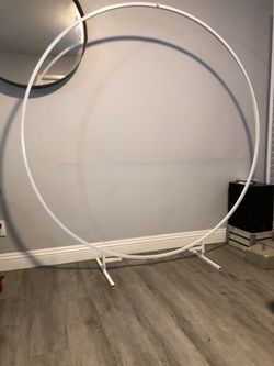 Round backdrop