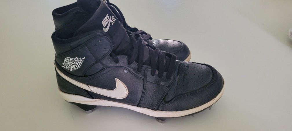Nike Jordan 1 Retro Metal Cleats Size 8