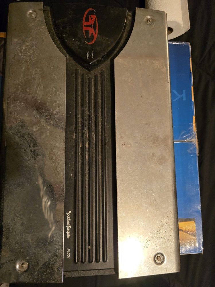 Rockford Fosgate Amp