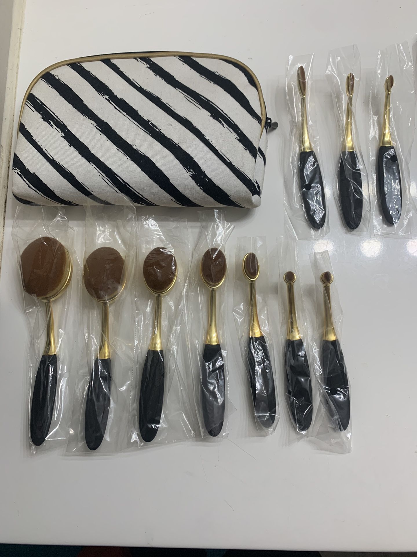 Contouring Brushes Never Used 