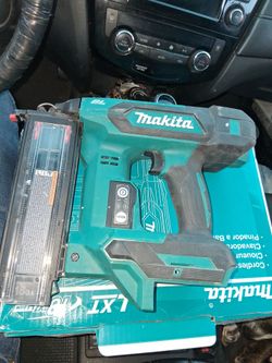 Makita LXT 18v li-ion BL motor XPT  18 Gage Cordless Nail Gun