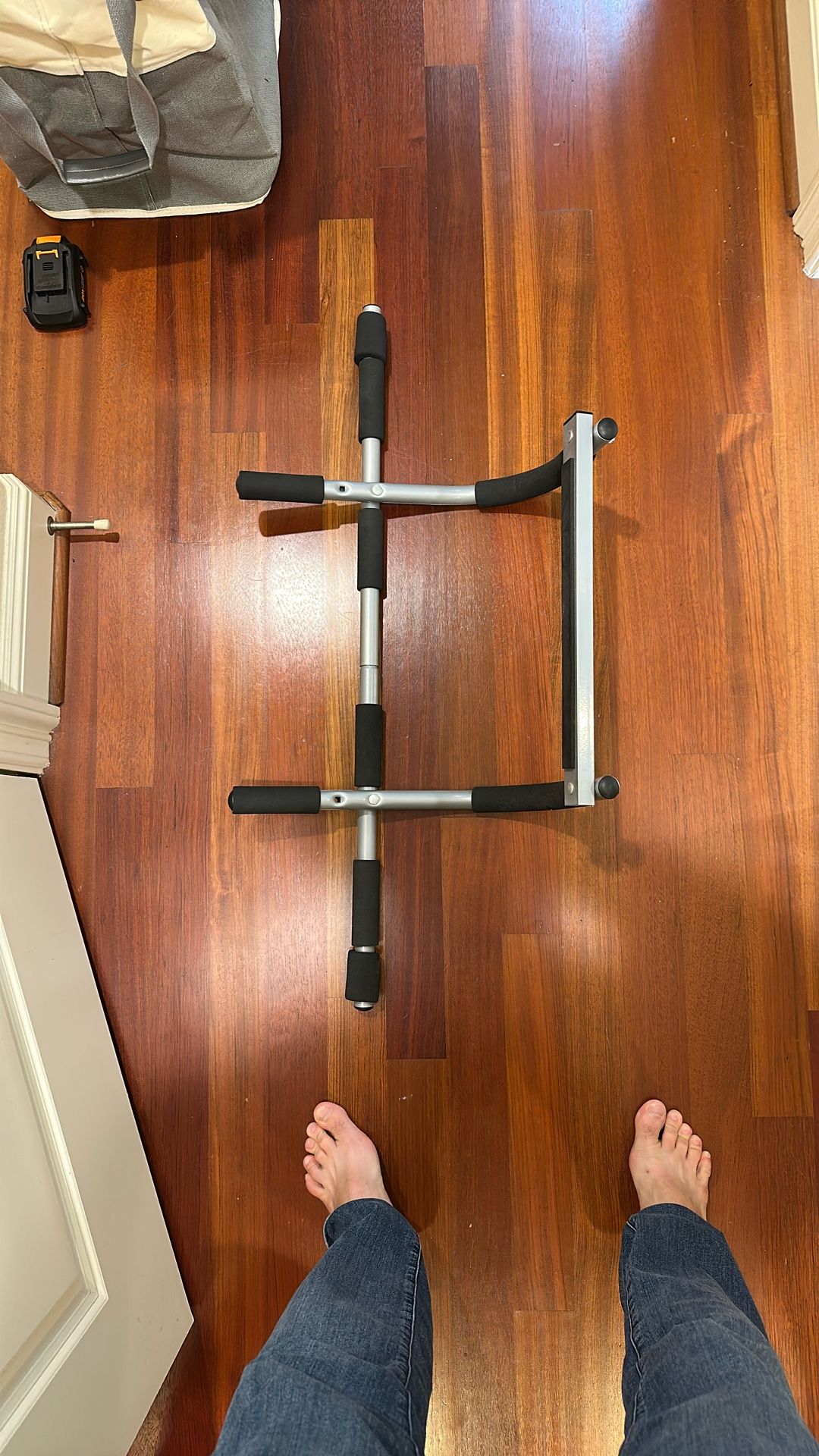 Free Pull Up Bar