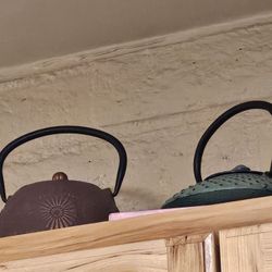 Brought Iron Tea Kettles Antiques
