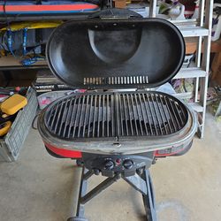 Coleman roadtrip grill
