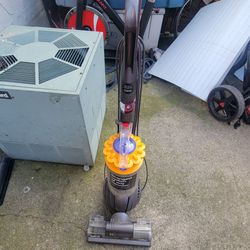 Dyson DC40 Multi Floor Ball Vacuum Cleaner