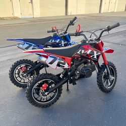 Gas Powered 49cc Dirt Bike, 20 MPH Max, Dual Suspension, Front/Rear Disc Brakes, Simple Pull Start , mix weight 135lb (each)