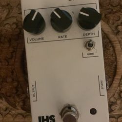 JHS SERIES 3 CHORUS GUITAR PEDAL