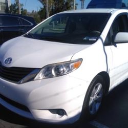 2011 Toyota Sienna
