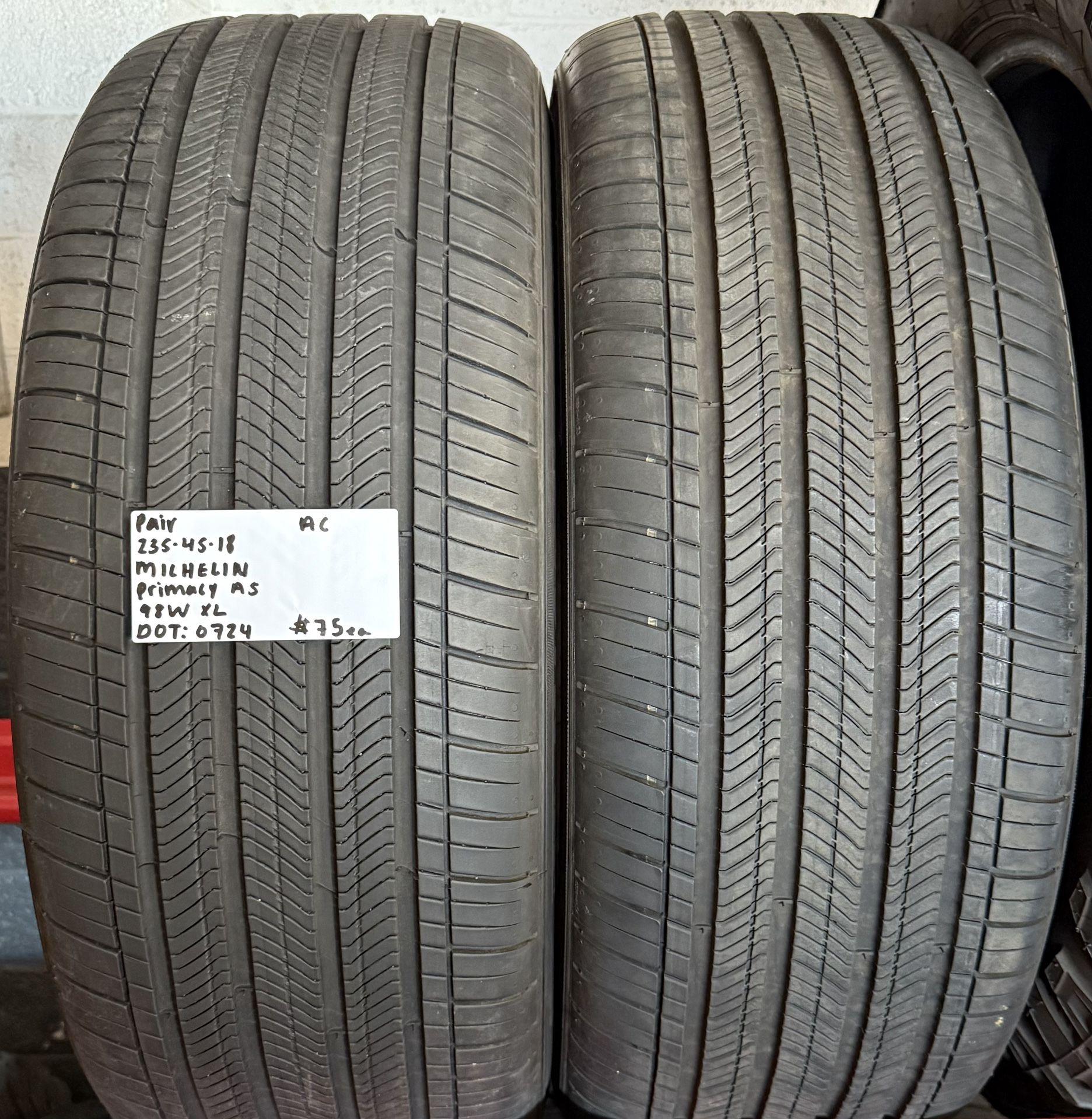 235 45 18 Michelin