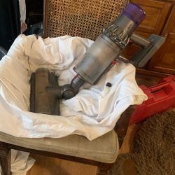 Dyson Hand vac
