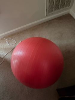 Yoga/pregnancy ball