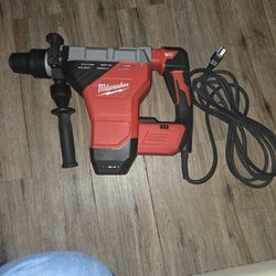 Milwaukee
1-3/4 in. SDS-MAX Rotary Hammer No Case 