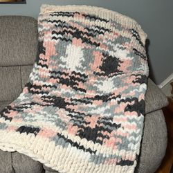 Handmade Chunky Yarn Blanket. 