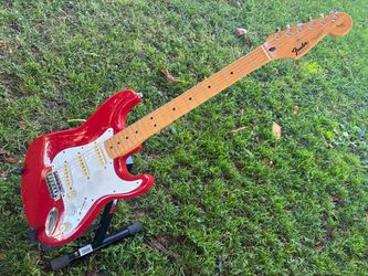 Fender Stratocaster w/maple neck