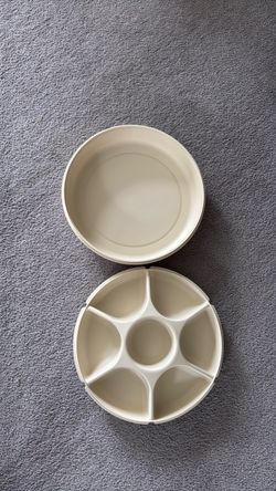 Tupperware divided platter