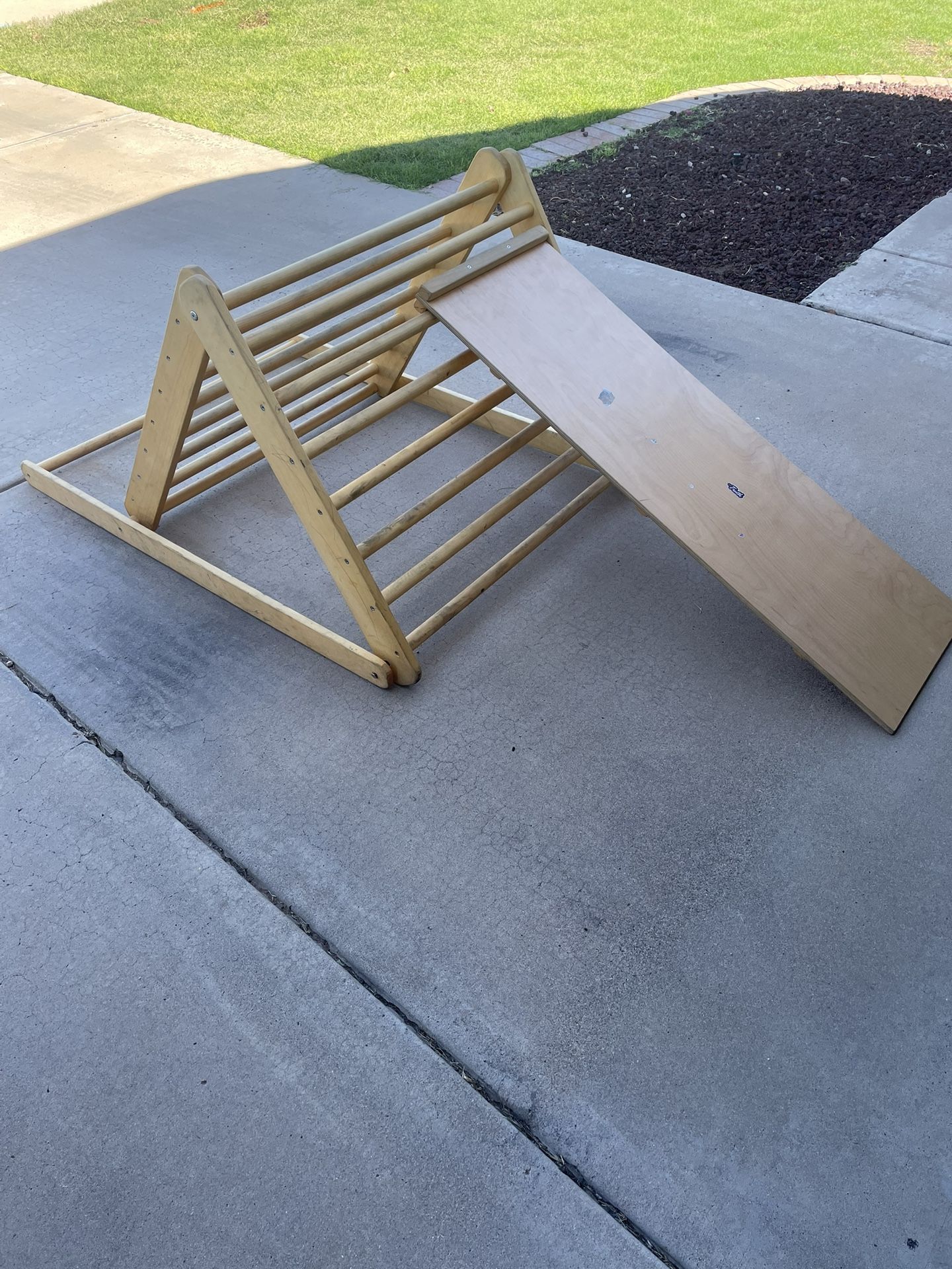Montessori wood Climbing Structure (Natural)