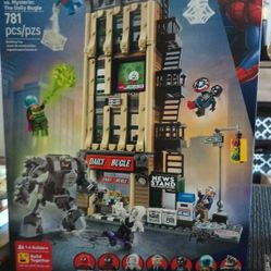 Daily Bugle Lego Set