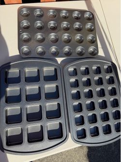 Pampered Chef Baking Pans