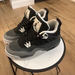 Jordan 4