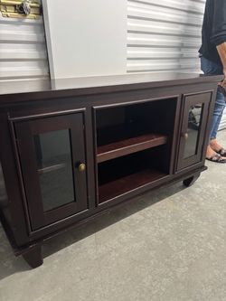Cabinet with glass doors