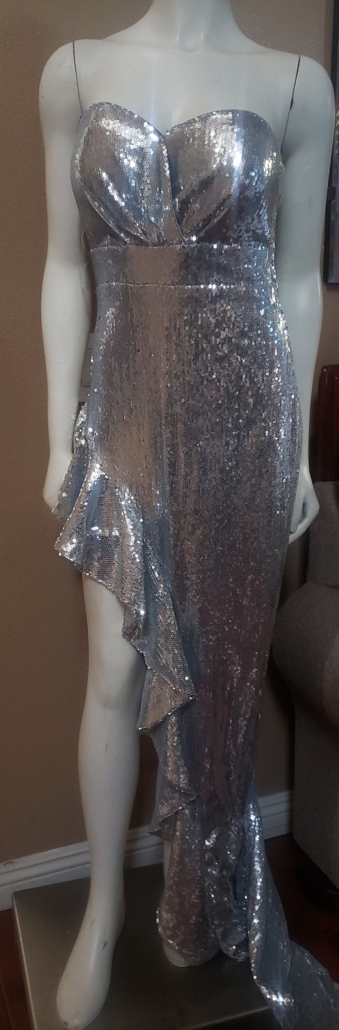  Sequin Maxi Dress - Silver

Size Medium 
