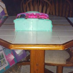 Kitchen Table  4 Chairs 