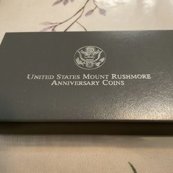 1991 mt. Rushmore 2 Coin Set