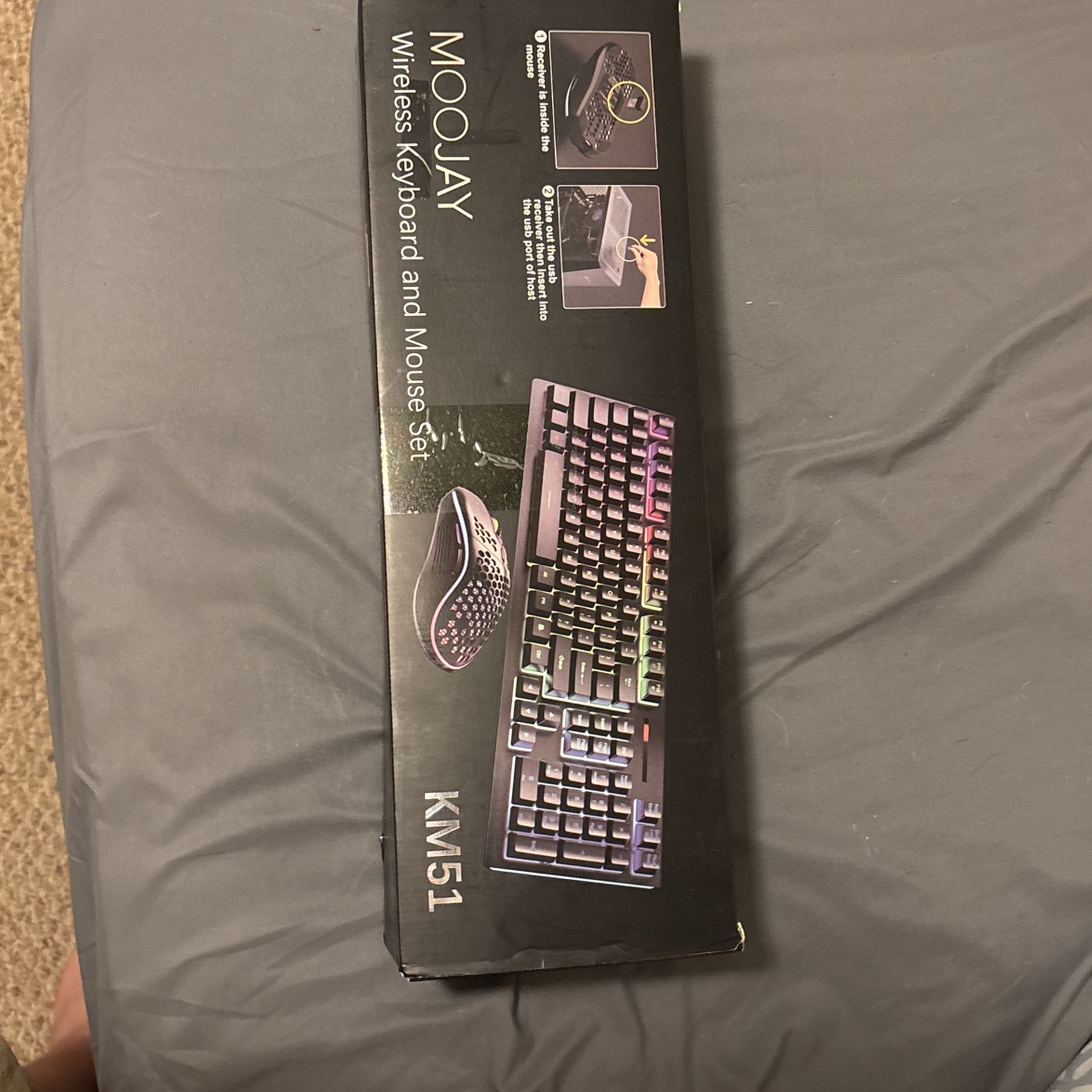 Brand New Moojay Wireless Keyboard And Mouse Set Rgb Lights.