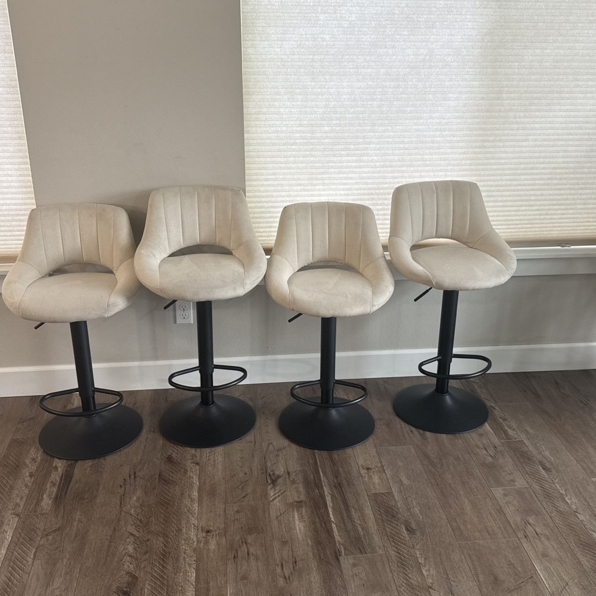 Bar Chairs (4)