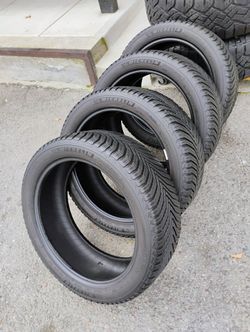 Michelin Cross Climate2 225/45/18" 