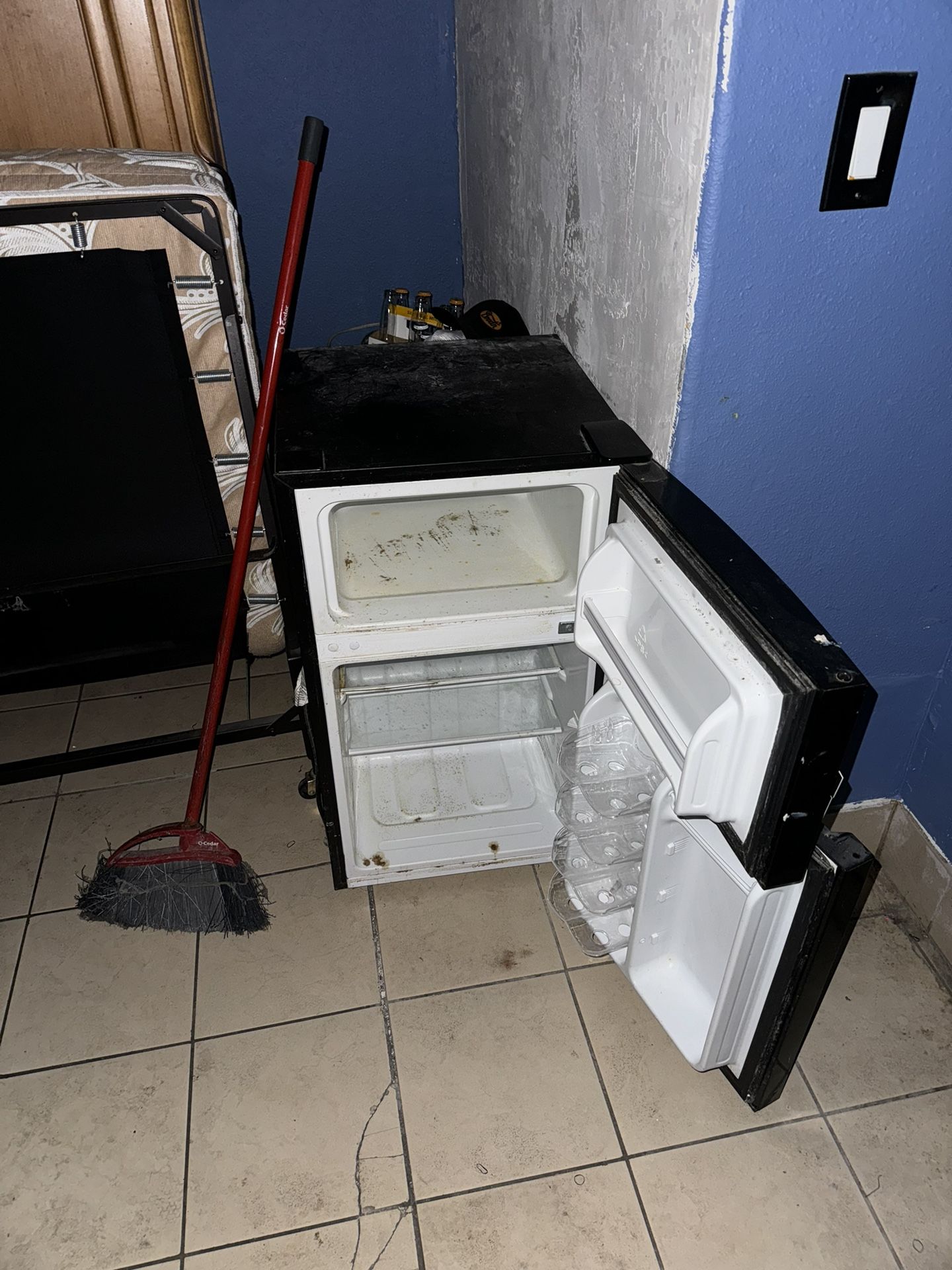 Mini Fridge