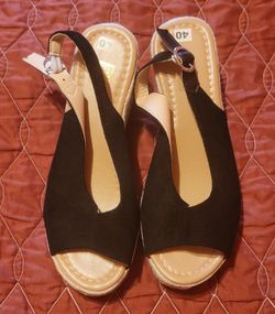 New Women's Black Suede Espadrille Platform Wedges – Size 9 (EU 40)