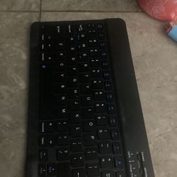 Tablet With Keyboard And Mouse 