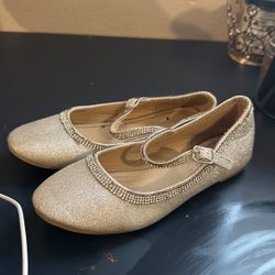 Size 1 Girl Glitter Shoes For 2 Bucks