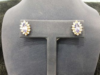 Double Stud Earring - Yellow Gold 14k (.585) 3.2 grams