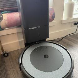 I-Robot Roomba I4+