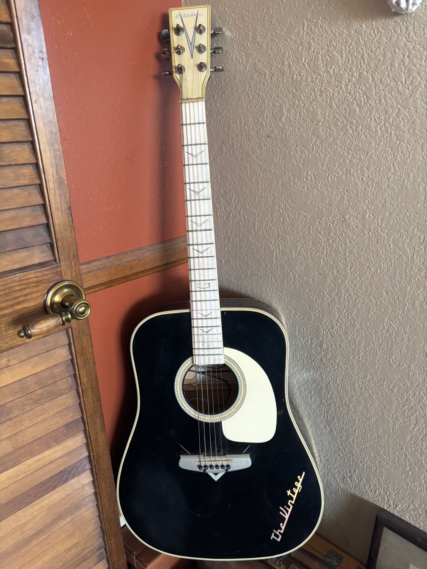 Esteban “The Vintage” Acoustic-Electric Guitar