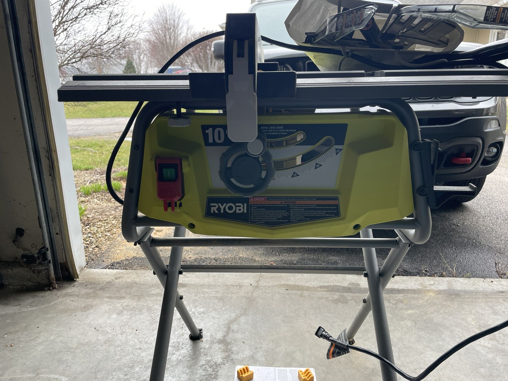 Ryobi 10 in. Portable Table Saw with Rolling Stand 