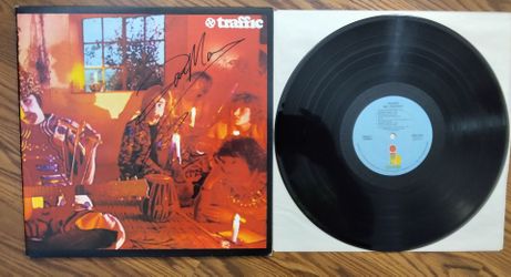 VINTAGE( DECEMBER,1967) TRAFFIC'S 1ST. STUDIO ALBUM "MR. FANTASY" VINYL RECORD....HAND -SIGNED BY DAVE MASON