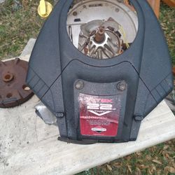 22 Briggs N Stratton  Hp Engine 